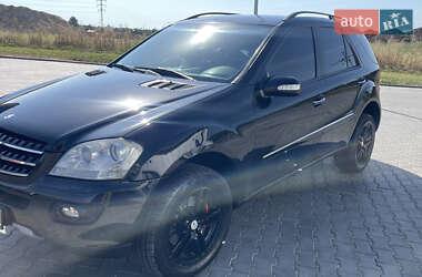 Позашляховик / Кросовер Mercedes-Benz M-Class 2007 в 