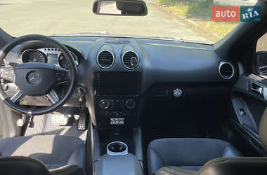 Позашляховик / Кросовер Mercedes-Benz M-Class 2007 в 