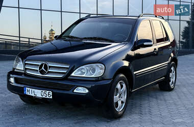 Позашляховик / Кросовер Mercedes-Benz M-Class 2003 в Чернівцях