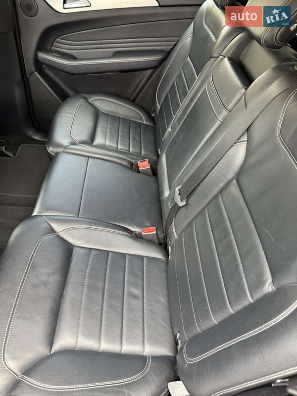 Внедорожник / Кроссовер Mercedes-Benz M-Class 2011 в Львове