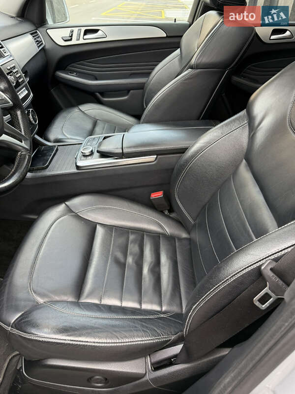 Внедорожник / Кроссовер Mercedes-Benz M-Class 2011 в Львове