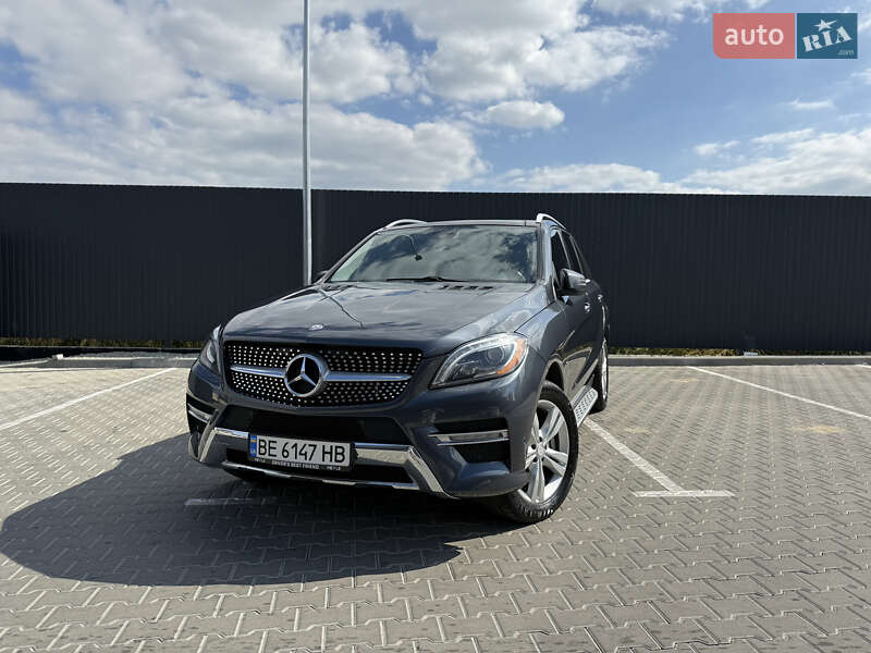 Внедорожник / Кроссовер Mercedes-Benz M-Class 2012 в Киеве