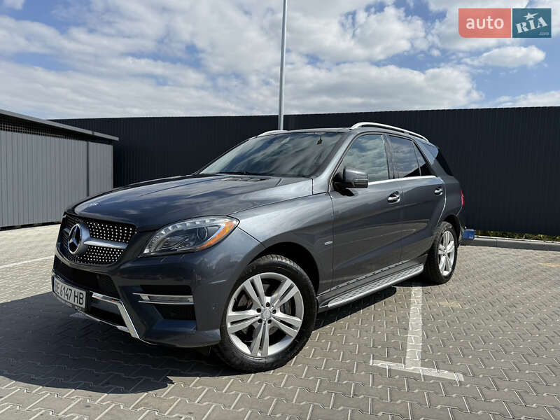Внедорожник / Кроссовер Mercedes-Benz M-Class 2012 в Киеве