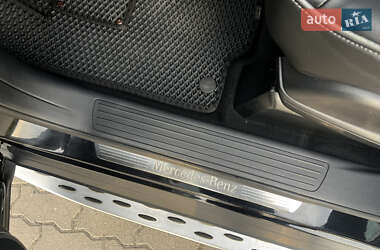 Внедорожник / Кроссовер Mercedes-Benz M-Class 2012 в Сваляве