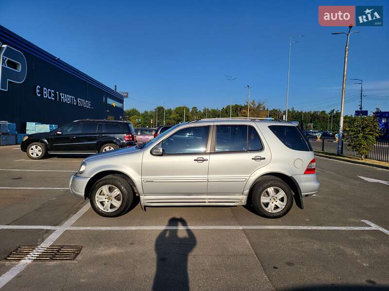 Позашляховик / Кросовер Mercedes-Benz M-Class 2004 в Києві
