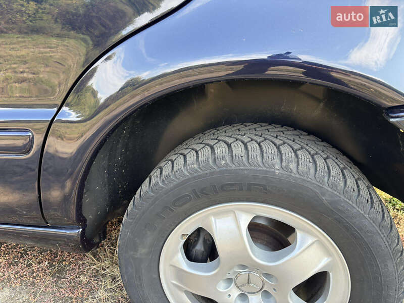 Позашляховик / Кросовер Mercedes-Benz M-Class 2001 в Чорнухах