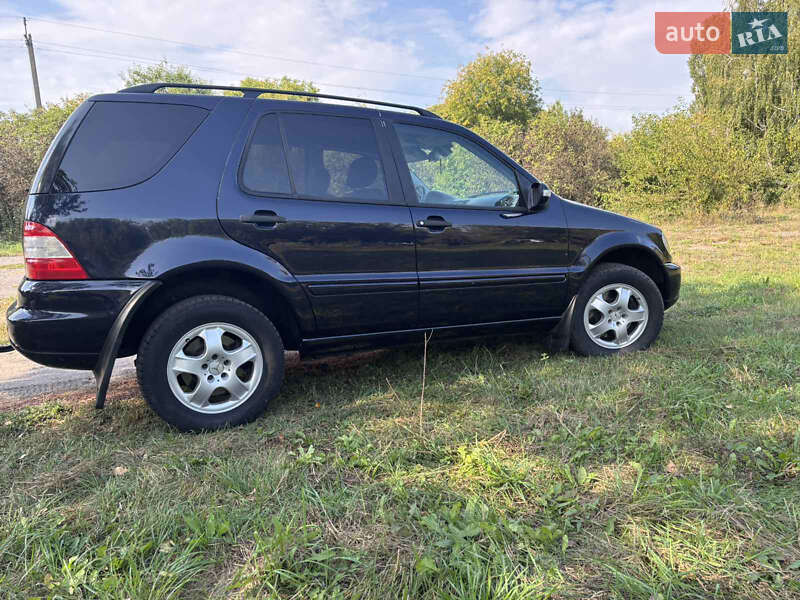 Позашляховик / Кросовер Mercedes-Benz M-Class 2001 в Чорнухах