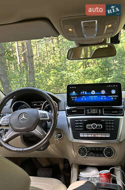 Позашляховик / Кросовер Mercedes-Benz M-Class 2012 в 