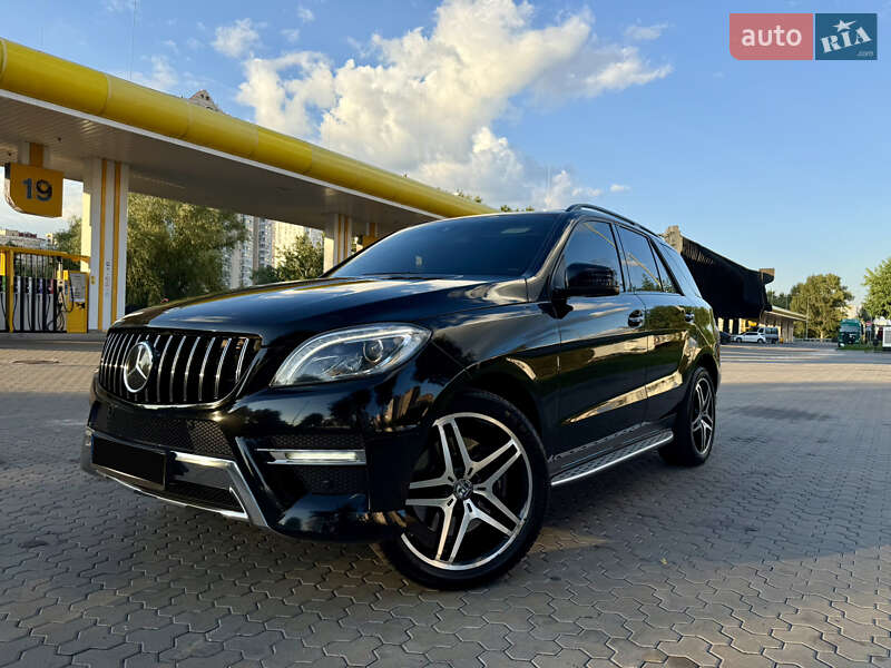 Mercedes-Benz M-Class 2014