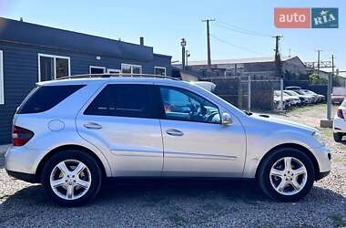 Позашляховик / Кросовер Mercedes-Benz M-Class 2006 в  фото 4 Позашляховик / Кросовер Mercedes-Benz M-Class 2006 в