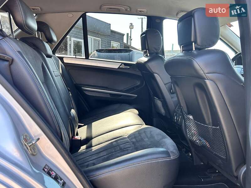 Позашляховик / Кросовер Mercedes-Benz M-Class 2006 в Одесі фото 26 Позашляховик / Кросовер Mercedes-Benz M-Class 2006 в Одесі