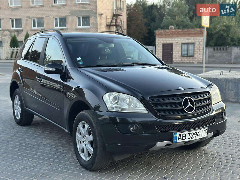 Позашляховик / Кросовер Mercedes-Benz M-Class 2006 в 