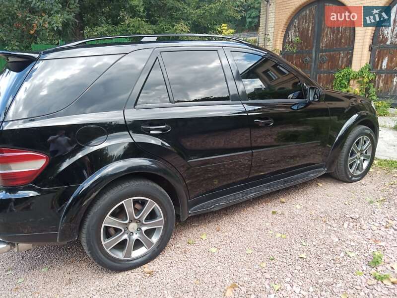 Внедорожник / Кроссовер Mercedes-Benz M-Class 2007 в Киеве