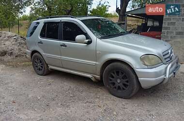 Позашляховик / Кросовер Mercedes-Benz M-Class 1998 в Краматорську
