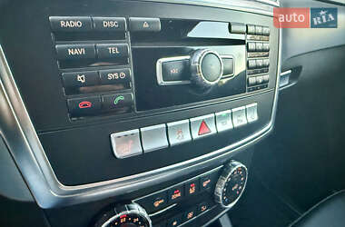 Позашляховик / Кросовер Mercedes-Benz M-Class 2013 в 