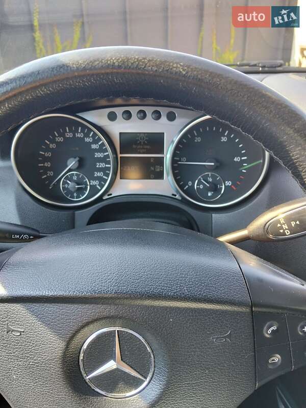 Внедорожник / Кроссовер Mercedes-Benz M-Class 2006 в Костополе