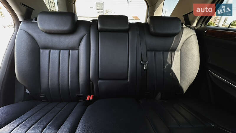 Внедорожник / Кроссовер Mercedes-Benz M-Class 2008 в Киеве