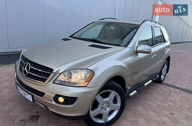 Внедорожник / Кроссовер Mercedes-Benz M-Class 2007 в 