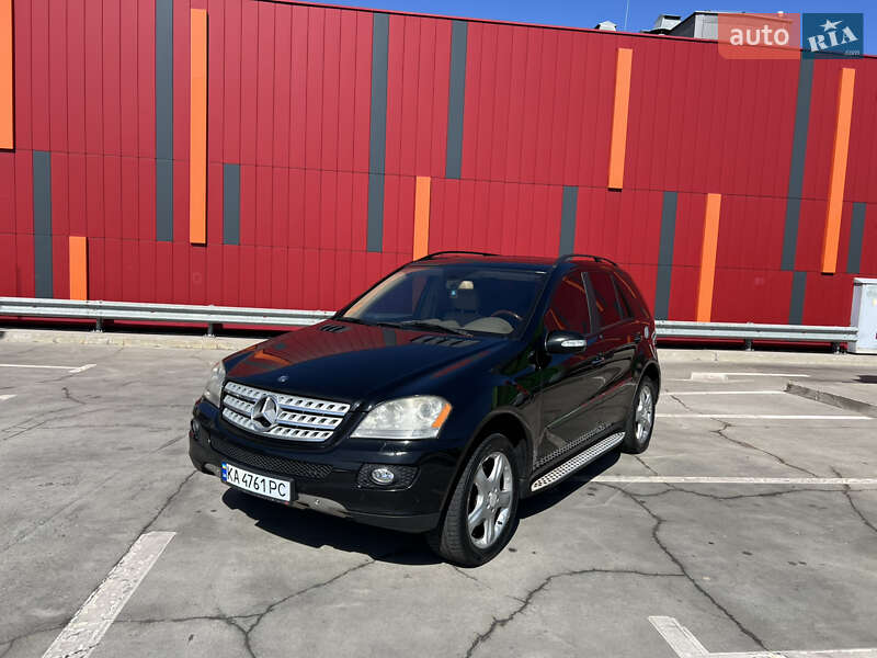 Внедорожник / Кроссовер Mercedes-Benz M-Class 2008 в 