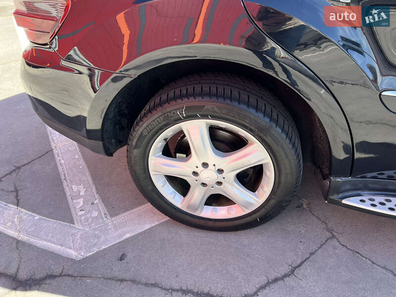 Внедорожник / Кроссовер Mercedes-Benz M-Class 2008 в Киеве