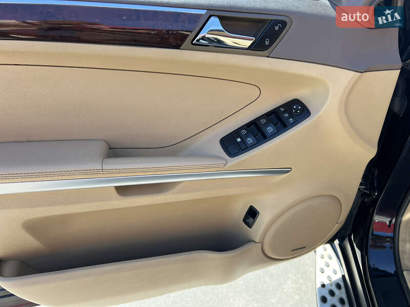 Внедорожник / Кроссовер Mercedes-Benz M-Class 2008 в Киеве