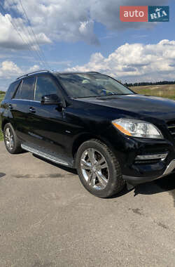 Внедорожник / Кроссовер Mercedes-Benz M-Class 2012 в Киеве
