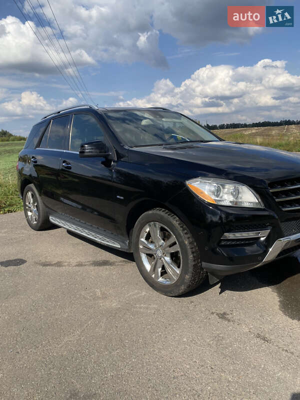 Mercedes-Benz M-Class 2012