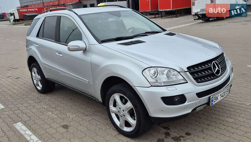 Mercedes-Benz M-Class 2006