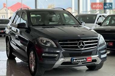 Позашляховик / Кросовер Mercedes-Benz M-Class 2013 в 
