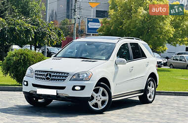 Позашляховик / Кросовер Mercedes-Benz M-Class 2008 в 