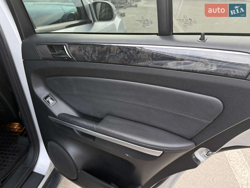 Внедорожник / Кроссовер Mercedes-Benz M-Class 2008 в Киеве