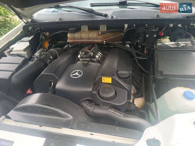Позашляховик / Кросовер Mercedes-Benz M-Class 2002 в Чернівцях