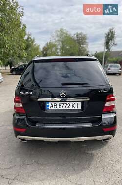Внедорожник / Кроссовер Mercedes-Benz M-Class 2010 в 