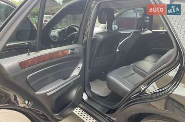 Внедорожник / Кроссовер Mercedes-Benz M-Class 2010 в 