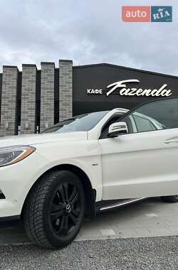 Внедорожник / Кроссовер Mercedes-Benz M-Class 2012 в 