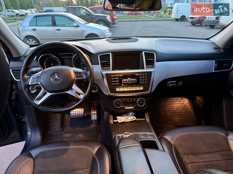 Внедорожник / Кроссовер Mercedes-Benz M-Class 2012 в Харькове