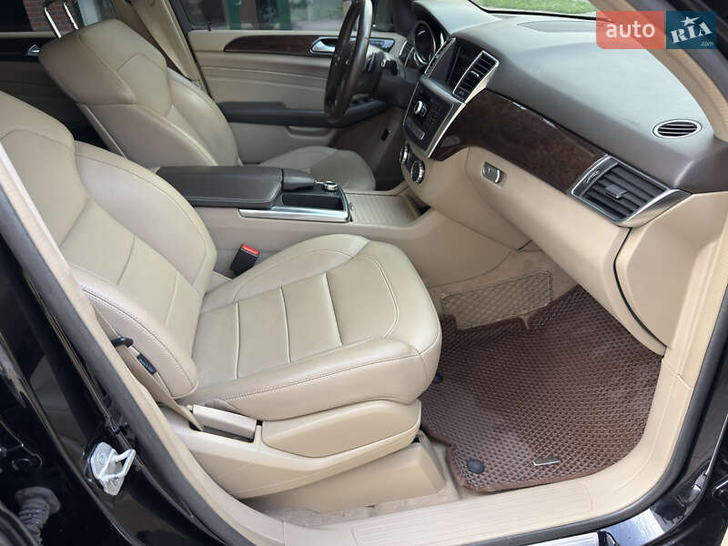 Позашляховик / Кросовер Mercedes-Benz M-Class 2014 в Львові фото 21 Позашляховик / Кросовер Mercedes-Benz M-Class 2014 в Львові