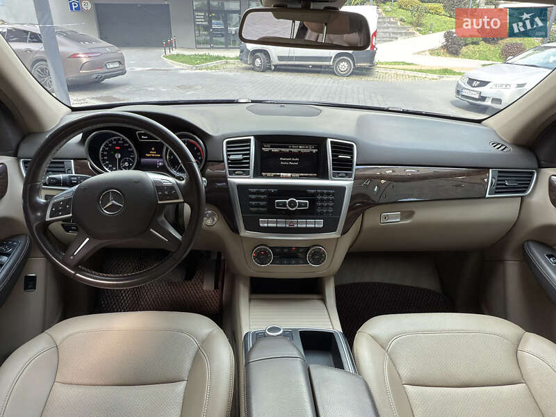 Позашляховик / Кросовер Mercedes-Benz M-Class 2014 в Львові фото 9 Позашляховик / Кросовер Mercedes-Benz M-Class 2014 в Львові
