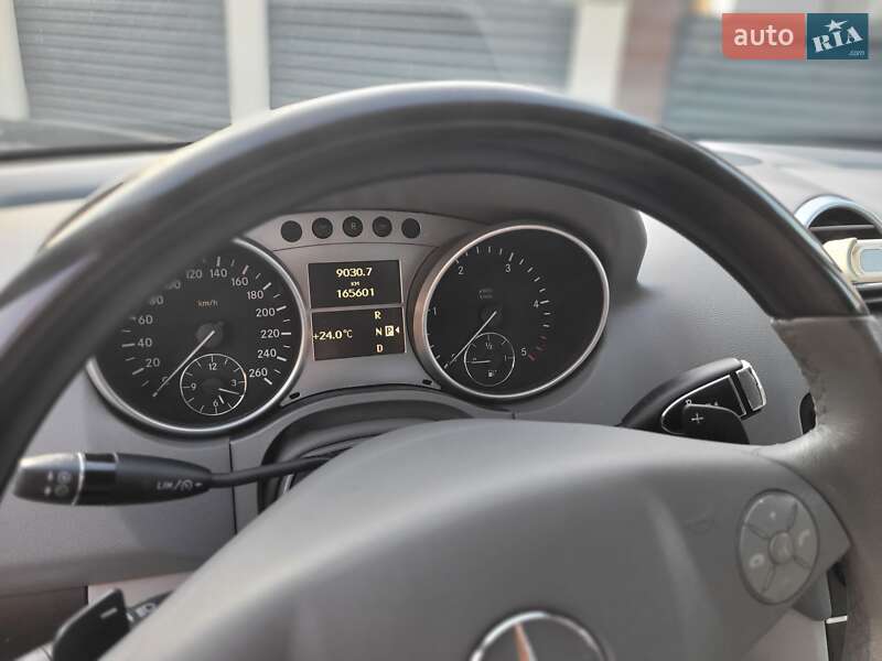 Позашляховик / Кросовер Mercedes-Benz M-Class 2010 в Черкасах
