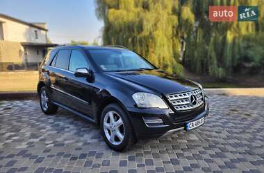 Внедорожник / Кроссовер Mercedes-Benz M-Class 2010 в Черкассах