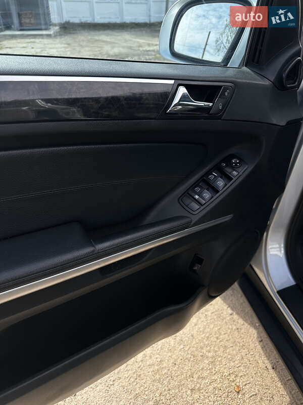 Внедорожник / Кроссовер Mercedes-Benz M-Class 2008 в Могилев-Подольске фото 17 Внедорожник / Кроссовер Mercedes-Benz M-Class 2008 в Могилев-Подольске