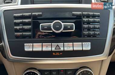 Внедорожник / Кроссовер Mercedes-Benz M-Class 2014 в 