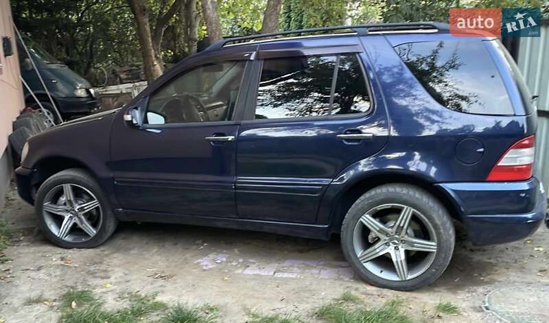 Внедорожник / Кроссовер Mercedes-Benz M-Class 1997 в Киеве
