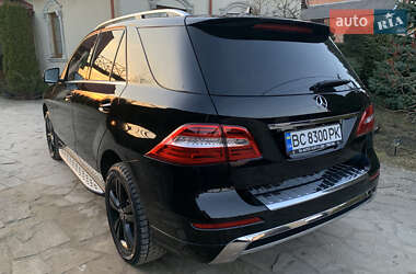 Позашляховик / Кросовер Mercedes-Benz M-Class 2012 в 