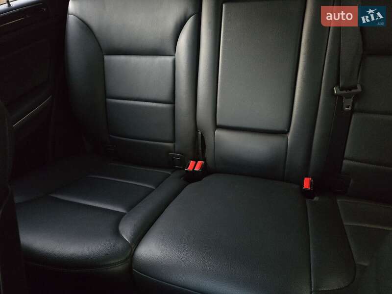 Позашляховик / Кросовер Mercedes-Benz M-Class 2010 в Первомайську