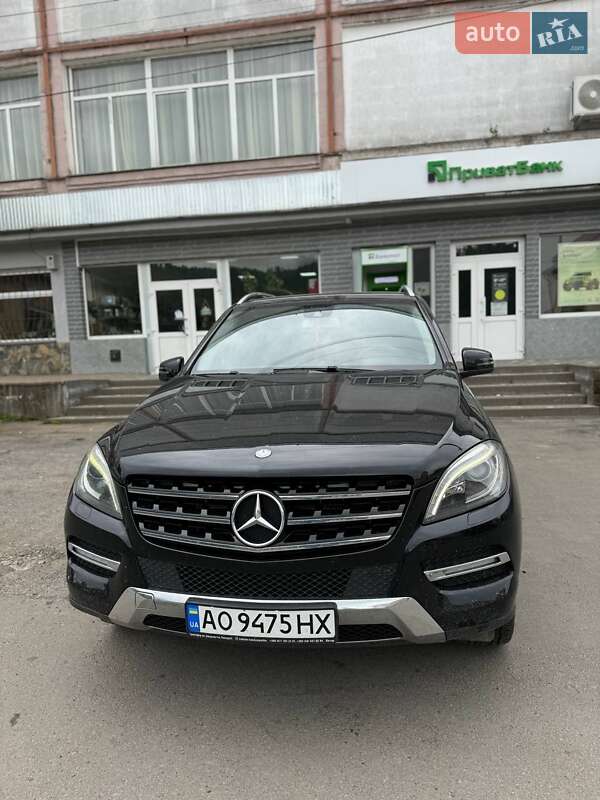 Позашляховик / Кросовер Mercedes-Benz M-Class 2012 в Ужгороді