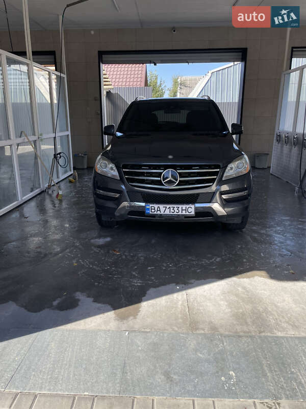 Mercedes-Benz M-Class 2013