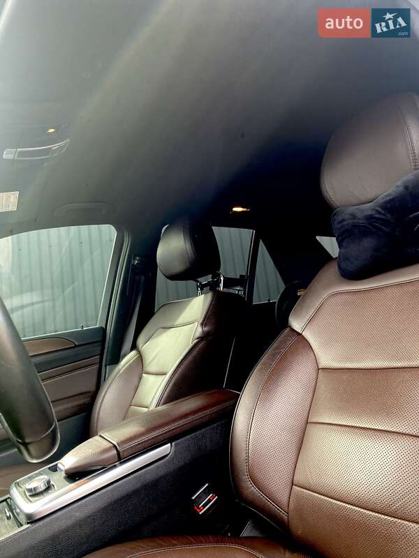 Внедорожник / Кроссовер Mercedes-Benz M-Class 2012 в Борисполе