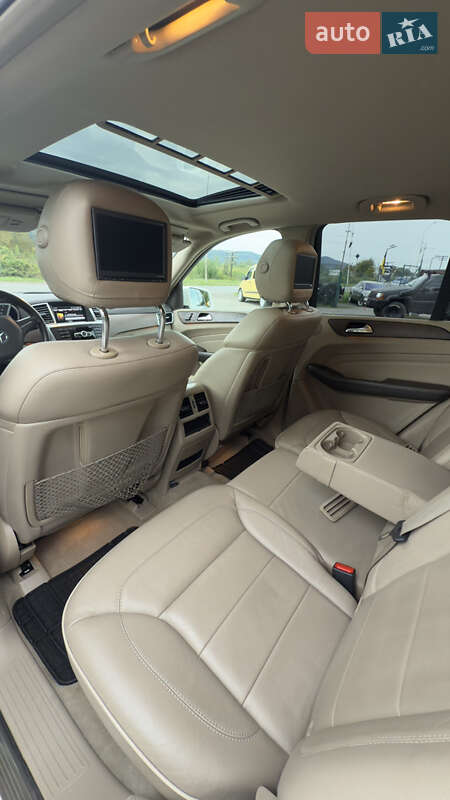 Внедорожник / Кроссовер Mercedes-Benz M-Class 2012 в Хусте