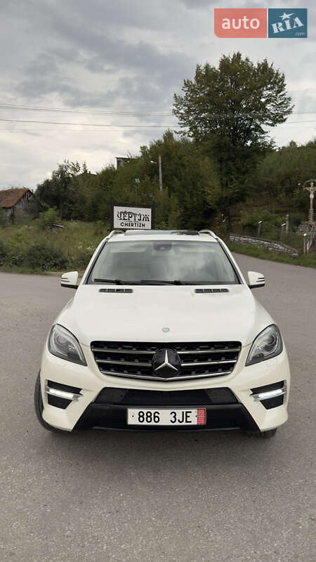 Внедорожник / Кроссовер Mercedes-Benz M-Class 2012 в Хусте